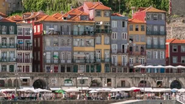 Waterfront Traditional Quaint Houses Old Vintage Touristic Ribeira District Porto — Vídeo de Stock