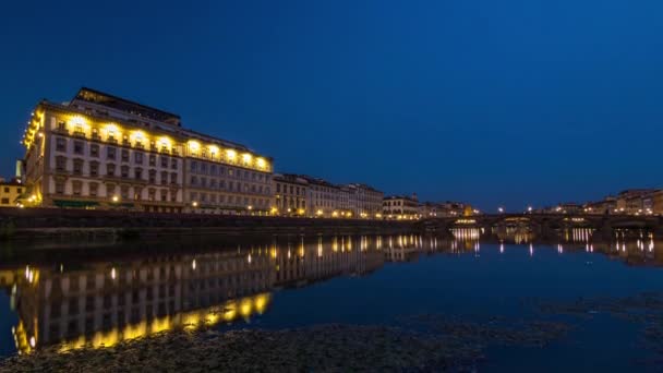 Cena Crepúsculo Ponte Alla Carraia Edifícios Históricos Iluminados Dia Noite — Vídeo de Stock