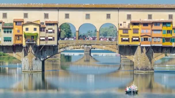 Ponte Vecchio Sunny Day Timelapse Medieval Stone Segmental Arch Bridge — Stock Video