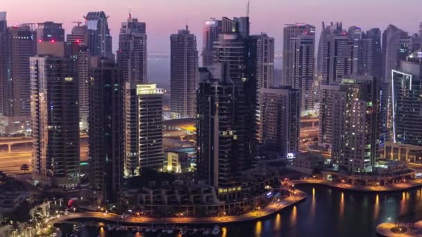 Dubai Puerto Deportivo Con Barcos Yates Panorama Noche Día Transición — Vídeo de stock