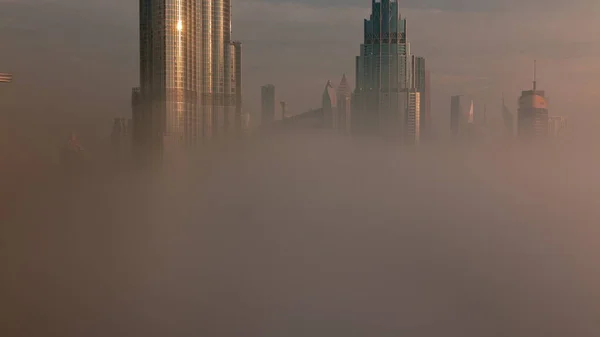 Letecký Výhled Dubaj Časně Ráno Během Mlhy Východ Slunce Futuristickém — Stock fotografie