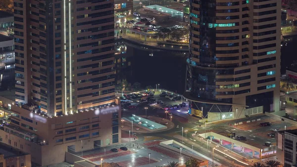 Автомобільна Стоянка Легкових Автомобілів Вночі Дубаї Розкішний Житловий Район Вигляд — стокове фото