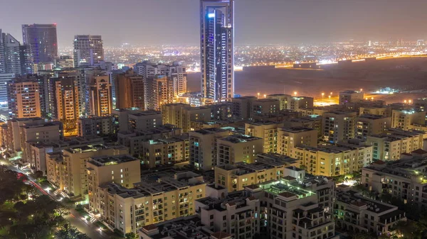 Barsha Heights Bölgesindeki Gökdelenler Tüm Gece Boyunca Greenens Bölgesindeki Alçak — Stok fotoğraf