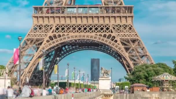 Vista Parte Inferior Torre Eiffel Desde Puente Jena Timelapse París — Vídeos de Stock