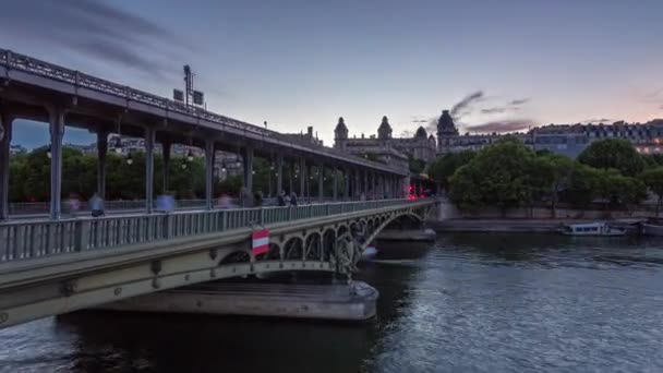 Pont Bir Hakeim Πρώην Pont Passy Μέρα Νύχτα Μετάβαση Timelapse — Αρχείο Βίντεο