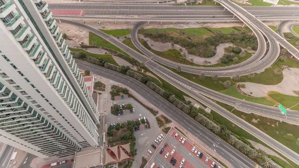 Vista Aérea Grande Cruzamento Rodovias Estacionamento Dubai Marina Com Arranha — Fotografia de Stock