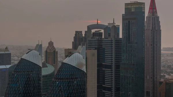 Pôr Sol Sobre Centro Financeiro Cidade Dubai Com Arranha Céus — Fotografia de Stock