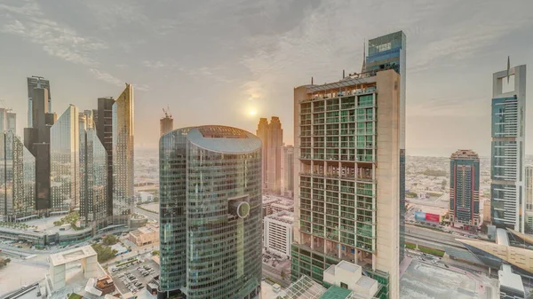Захід Сонця Над Дубаєм Міжнародним Фінансовим Центром Хмарочосів Панорама Хмарним — стокове фото
