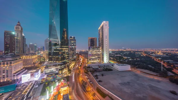 Dubai International Financial District Dzień Nocy Przejście Ruchu Ulicy Panoramiczny — Zdjęcie stockowe