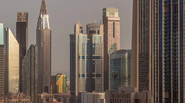 Fila Edificios Altos Alrededor Sheikh Zayed Road Difc Distrito Aéreo —  Fotos de Stock