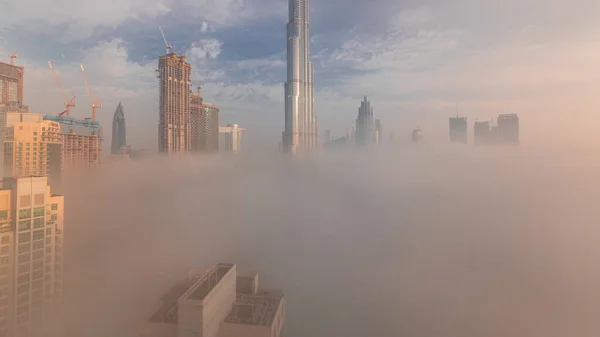 Panoramiczny Widok Lotu Ptaka Dubaj Wczesnym Rankiem Podczas Mgły Wschód — Zdjęcie stockowe