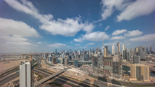 Skyline Panorámico Dubai Con Bahía Negocios Centro Distrito Con Tráfico —  Fotos de Stock