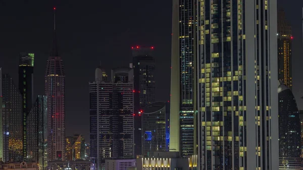 Всю Ночь Дубае Оаэ Крушили Крыши Высотных Зданий Вокруг Улицы — стоковое фото