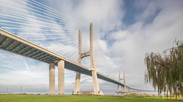 Architectural Landmark Vasco Gama Bridge Tagus River Lisbon Portugal Green — Zdjęcie stockowe