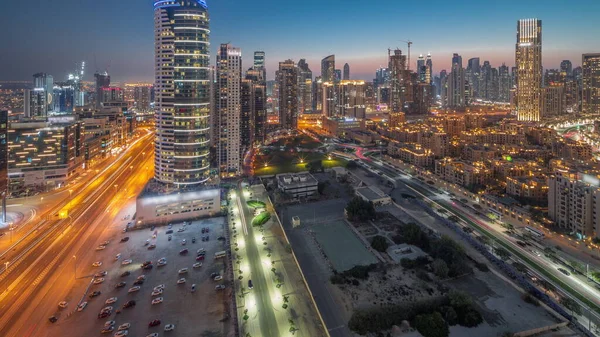 Dubai Nin Ticaret Kulesinin Panoramik Görüntüsü Hava Kulesinden Geceye Geçiş — Stok fotoğraf