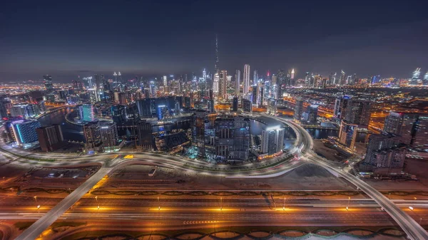 Skyline Panorámico Dubai Con Bahía Negocios Centro Distrito Día Noche —  Fotos de Stock