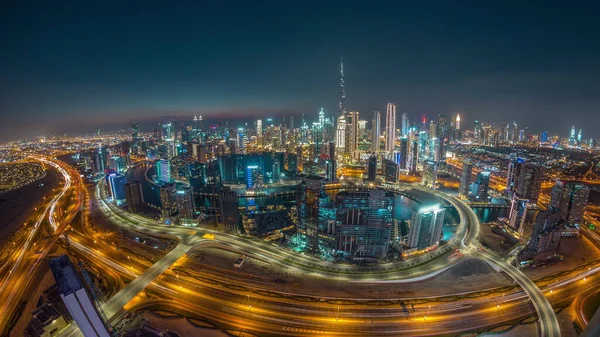 Красивый Небосклон Дубая Деловым Заливом Центральным Районом Днем Ночью Широкоугольный — стоковое фото