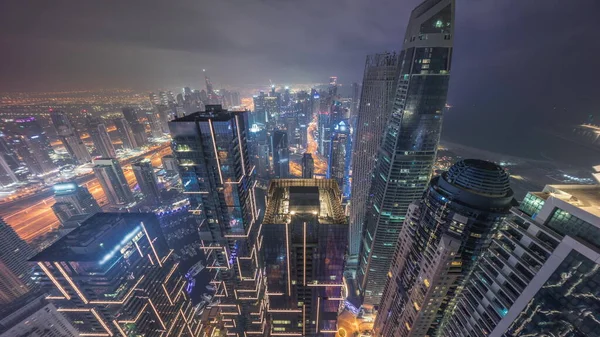 Skyline Panorámás Kilátás Dubai Marina Mutatja Csatorna Körül Megvilágított Felhőkarcolók — Stock Fotó