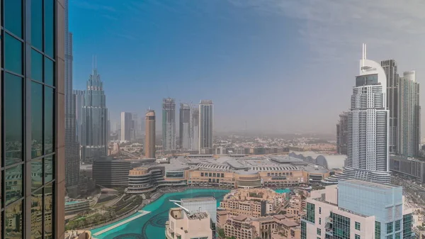 Дубай Центрі Міста Фонтанами Сучасною Футуристичною Архітектурою Протягом Всього Дня — стокове фото