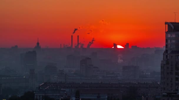 Morgennebel Und Roter Himmel Wohnhäuser Der Leninskij Allee Stalin Wolkenkratzer — Stockvideo