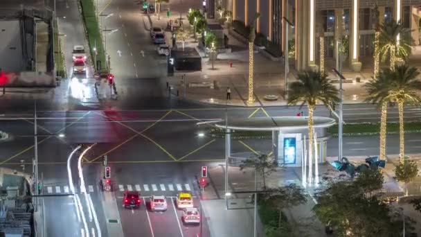 Top Luchtfoto Van Drukke Wegkruising Verkeersknooppunten Dubai Downrown Nachtelijke Tijdspanne — Stockvideo