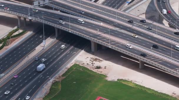 Aerial Top View Busy Traffic Dubai Highway Urban Modern Transportration — Stok video