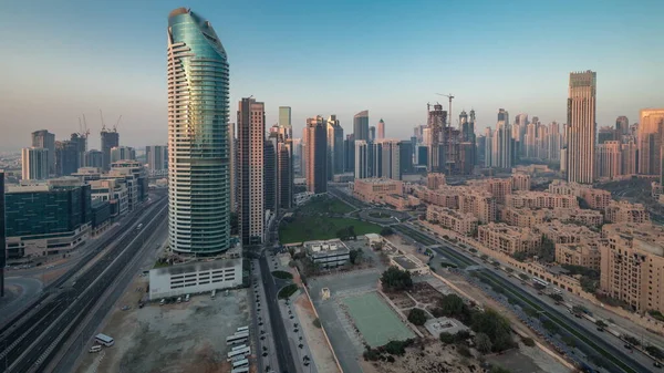 Бизнес Бухта Дубая Возвышается Над Воздушной Ночью День Перехода Панорамный — стоковое фото