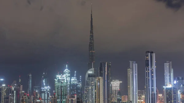 Огромный Небоскреб Дубая Деловым Заливом Центральным Районом Множеством Журавлей Стройке — стоковое фото