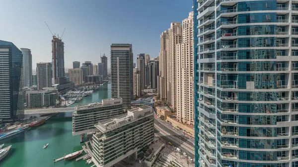 Panorama Ukazuje Letecký Výhled Mrakodrapy Dubajského Přístavu Kolem Kanálu Plovoucími — Stock fotografie