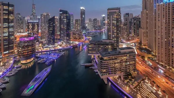 Luftaufnahme Von Dubai Marina Wolkenkratzer Und Jbr Türme Rund Kanal — Stockfoto