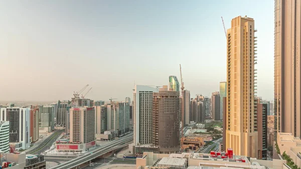 Felhőkarcolók Business Bay Dubai Légi Éjjel Nappal Átmenet Tornyok Útkereszteződése — Stock Fotó