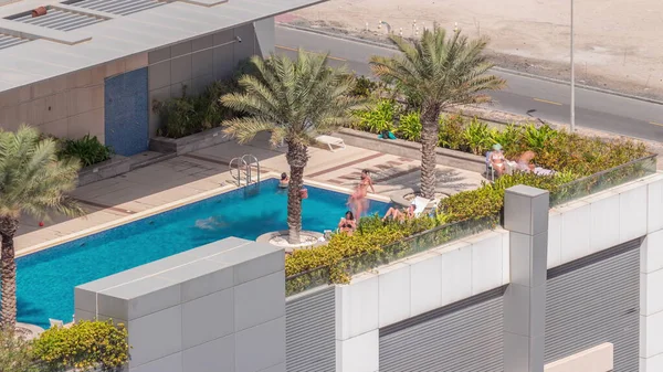 Luxus Swimmingpool Auf Dem Dach Während Erstaunliche Sonnige Tag Antenne — Stockfoto