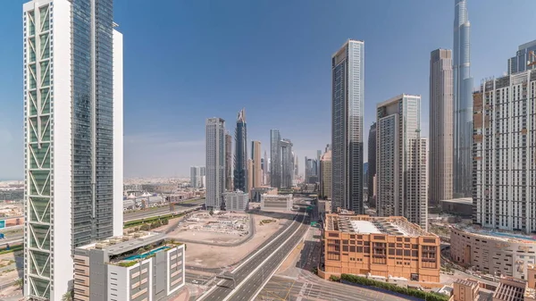 Вид Воздуха Центр Дубая Многочисленными Башнями Времени Пробки Перекрестке Эстакадой — стоковое фото