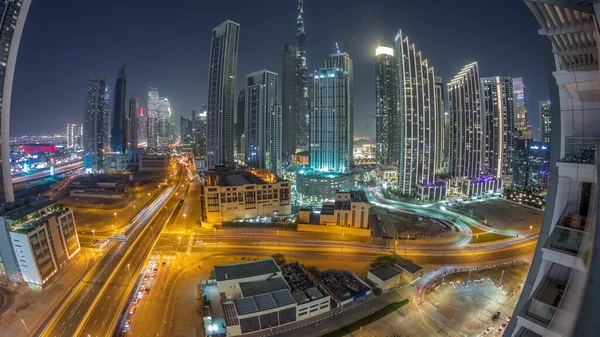Воздушная Панорама Центра Дубая Множеством Освещенных Башен Вокруг Ночного Времени — стоковое фото