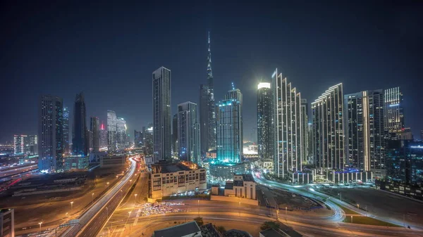Légi Panoráma Kilátás Dubai Belvárosára Sok Kivilágított Torony Éjszakai Idősíkja — Stock Fotó