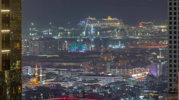 Widok Lotu Ptaka Kamienic Willi Dubaju Pobliżu Centrum Miasta Nocy — Zdjęcie stockowe