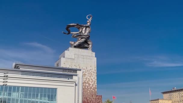 Industrial Worker Collective Farm Girl Monument Timelapse Hyperlapse Moscow Russia — Stock video