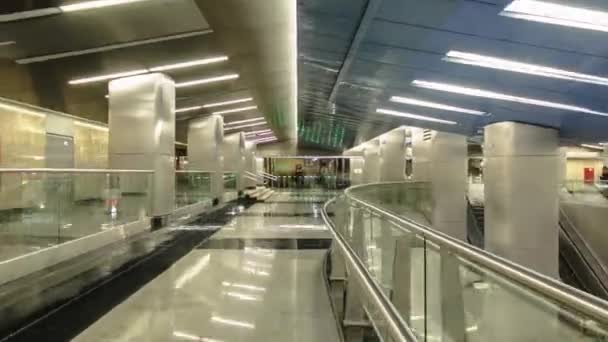 Interiör Modern Tunnelbanestation Med Tåg Timelapse Hyperlapse Flyttar Tillbaka Till — Stockvideo