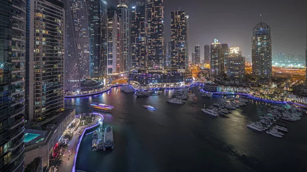 Panorama Showing Luxury Yacht Bay City Aerial Night Dubai Marina — Fotografia de Stock