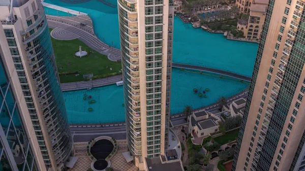 Dubai Belvárosában Szökőkutak Modern Futurisztikus Építészet Antenna Egész Nap Lenézve — Stock Fotó
