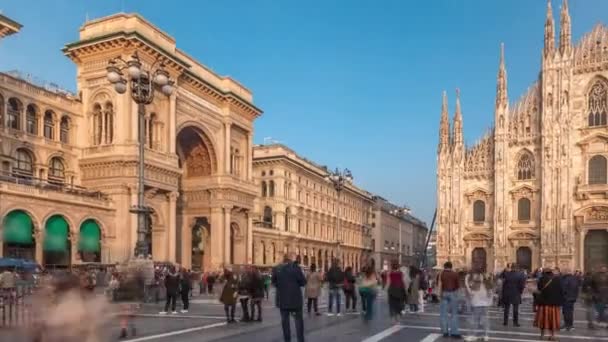 Panorama Visar Historiska Byggnader Och Milanos Katedral Timelapse Duomo Milano — Stockvideo