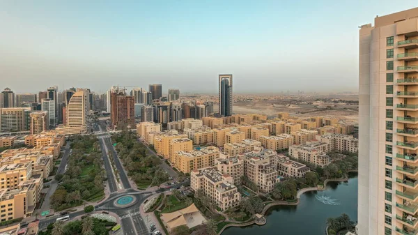 Panorama Barsha Heights Bölgesinde Gökdelenleri Yeşiller Bölgesi Hava Sahasında Alçak — Stok fotoğraf