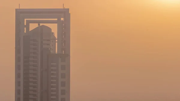 Soluppgång Över Skyskrapor Barsha Heights Distrikt Med Morgondimma Antenn Dubai — Stockfoto