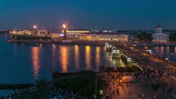 Timelapse Night Aerial View Vasilyevsky Island Spit Birzhevoy Bridge Rostral — Vídeos de Stock