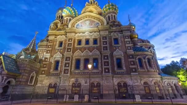 血流成河的救主教堂 圣彼得堡市中心的一座建筑地标和亚历山大二世的独特纪念碑 — 图库视频影像