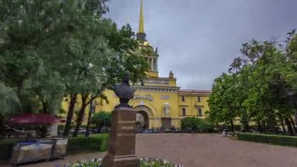 Admiralty Building Timelapse Gorchakov Bust Aleksandrovsky Garden Cloudy Sky Summer — Stock Video
