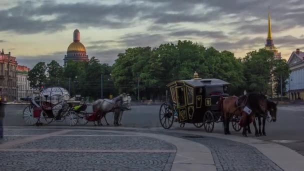 Petersburg Sunset Timelapse Palace Meydanı Nda Romantik Arabaları Amirallik Binası — Stok video