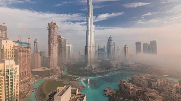 Letecký Panoramatický Výhled Dubaj Časně Ráno Během Mlhy Východ Slunce — Stock fotografie