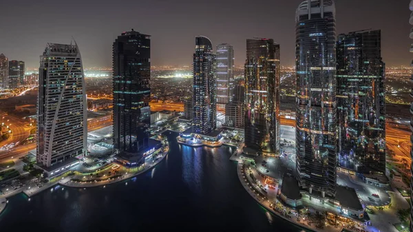 Panorama Vysokými Obytnými Budovami Letecké Noci Okrese Jlt Součást Dubajského — Stock fotografie