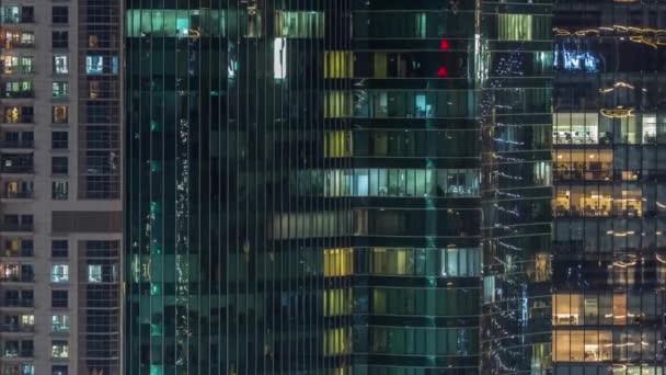 Edificios Oficinas Residenciales Ventanas Iluminadas Por Noche Timelapse Arquitectura Vidrio — Vídeos de Stock